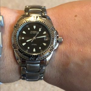 Worn maybe once fossil watch.